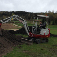 1,5t-Bagger von Rupert Pichler Transporte