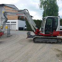 9t-Bagger von Rupert Pichler Transporte