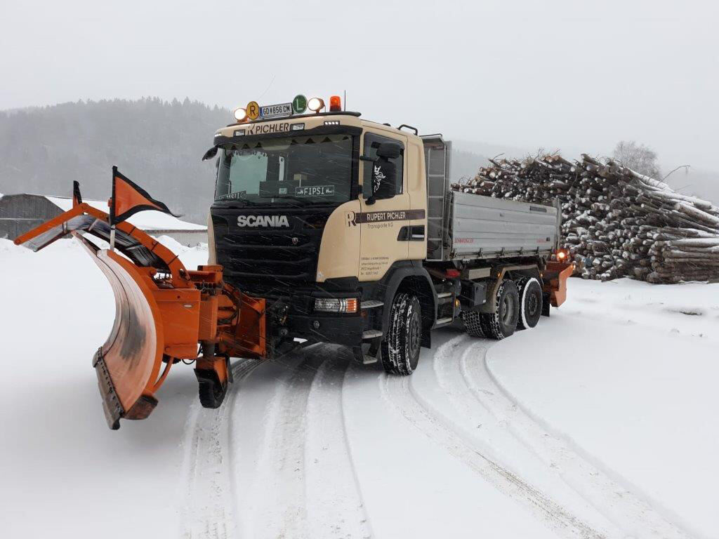 3-Achs-LKW im Winterdienst von Rupert Pichler Transporte